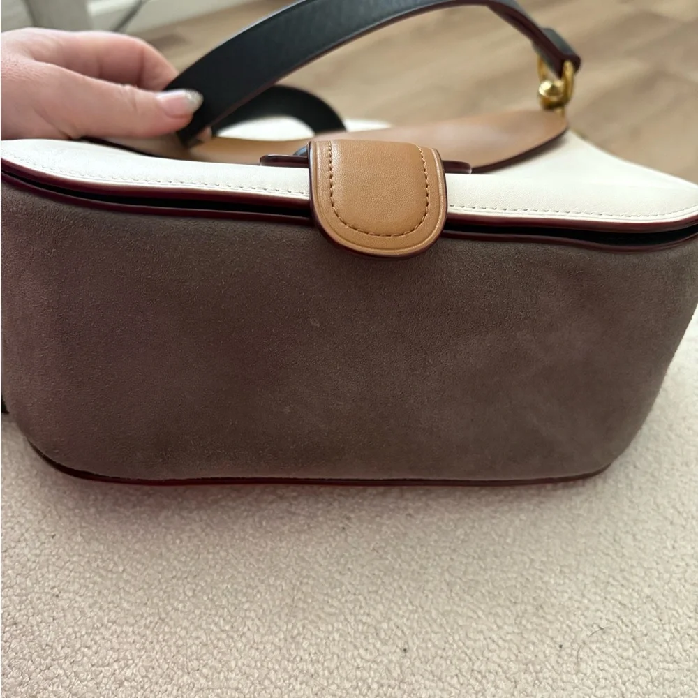 Elegant Tan and White Women's Bag - Picture 4 of 7